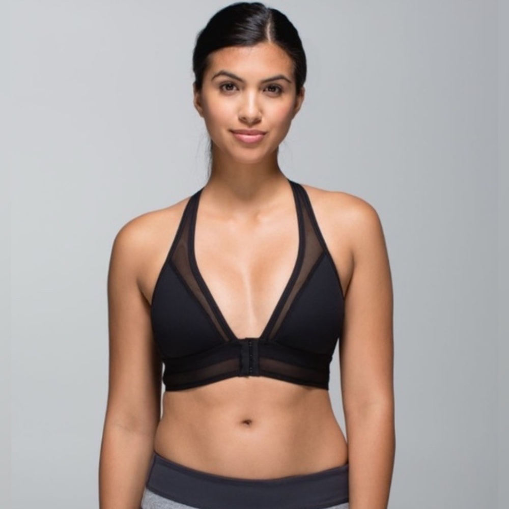 Lululemon (6) Seek The Heat Bra
Black